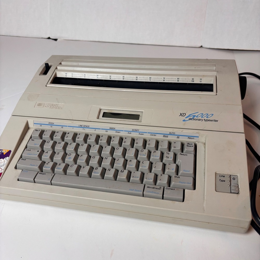 Smith Corona XD 5000 Dictionary Typewriter Electronic Portable Grey Works Office